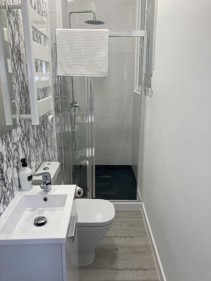 Pueblo Nuevo Apartments Madryt Zewnętrze zdjęcie